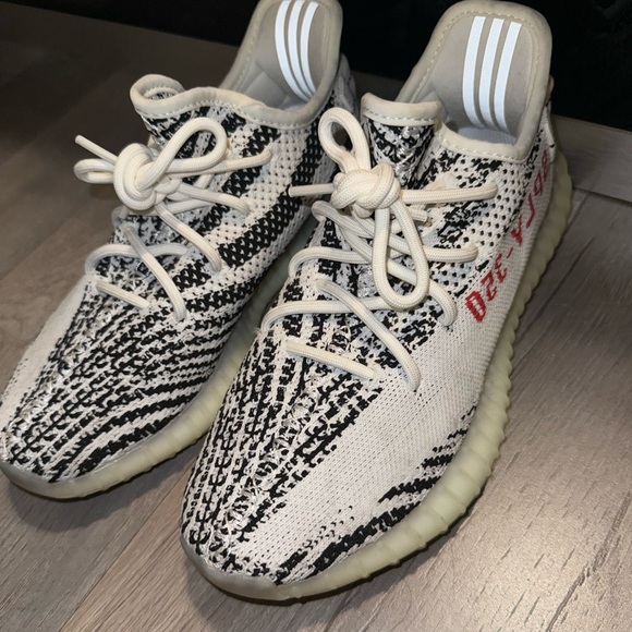 Yeezy Shoes - Yeezy 320’s size women’s 7.5